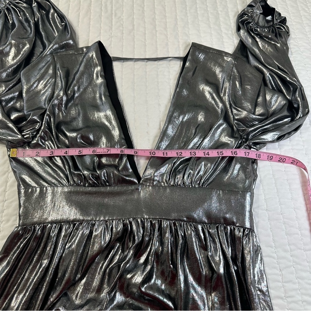 NEW Gianni Bini Zella Metallic Lame Plunging V-Back Front Slit Gown Maxi Dress - Picture 7 of 16